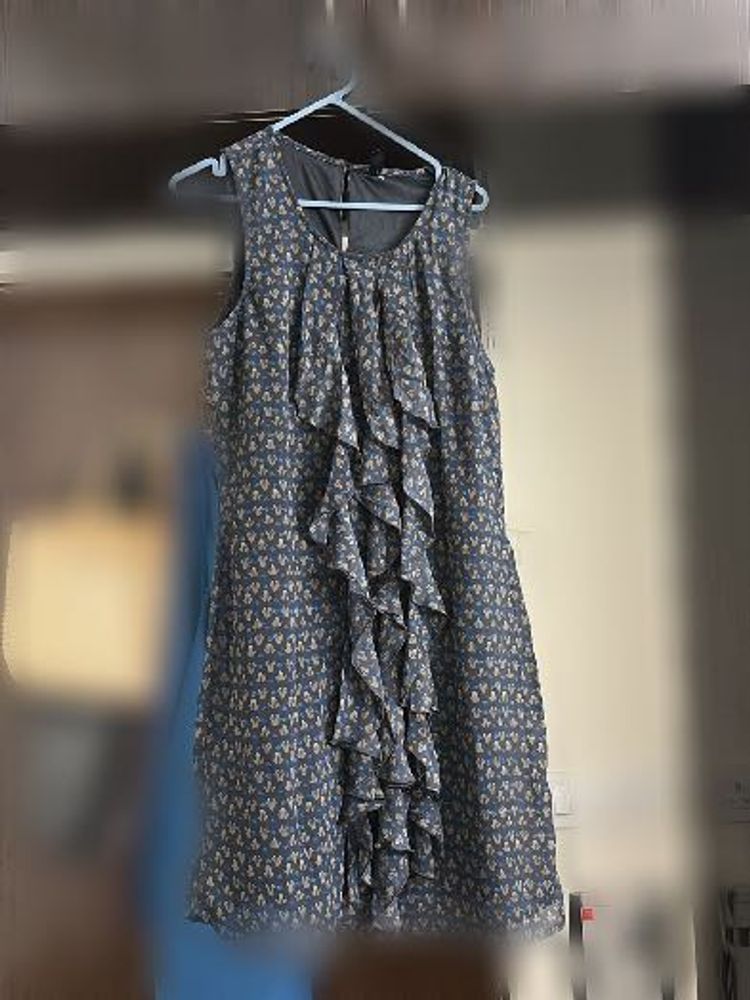 Chic Floral Ruffle Dress