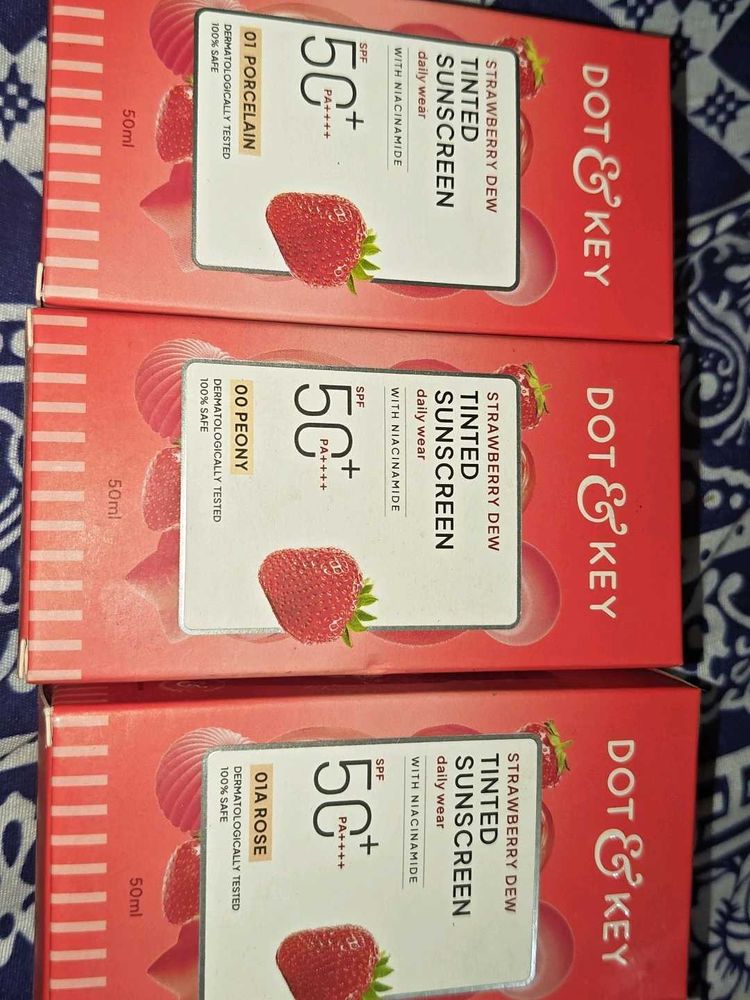 Dot &amp; Key Strawberry Dew Tinted Sunscreen