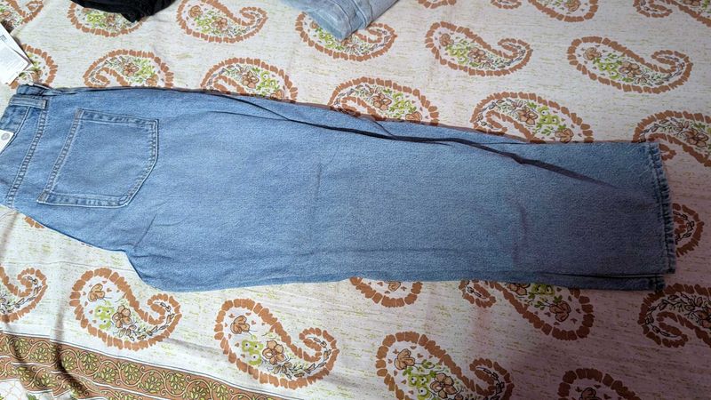 Light Wash Denim Jeans