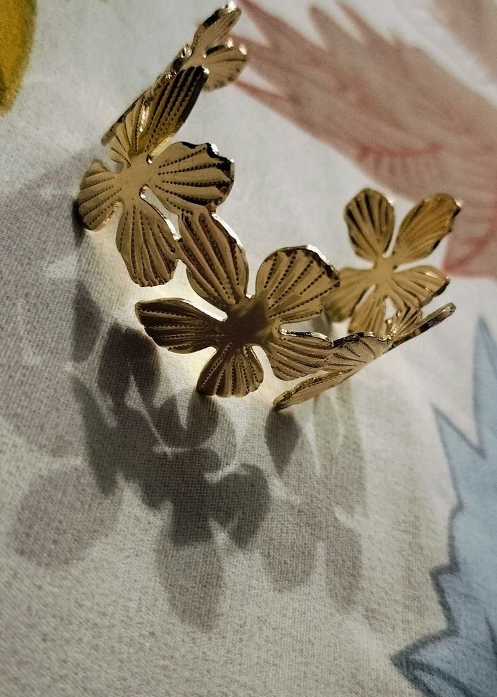 Anti Tarnish Gold Flower Design Cuff Bracelet