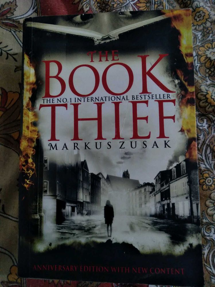 The Book Thief by Markus Zusak - Anniversary Editi