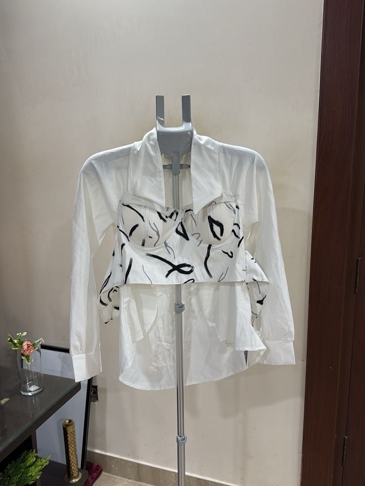 Stylish White Shirt with Abstract Print Top