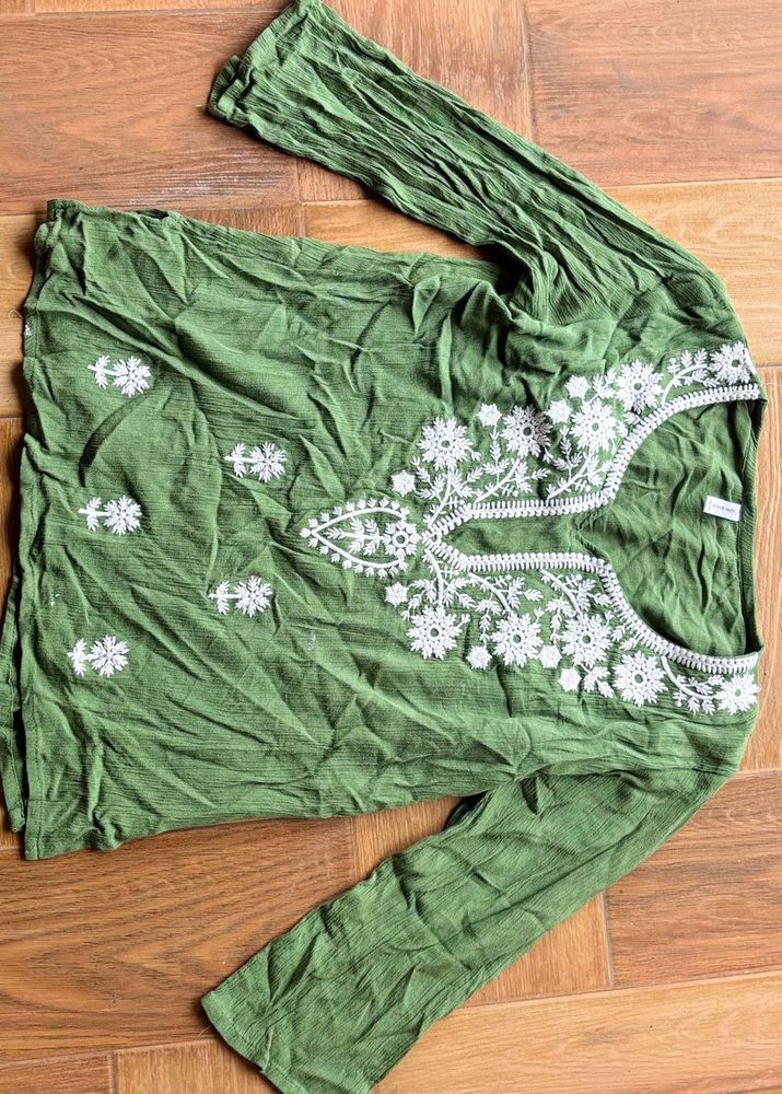 Embroidered Green Kurta