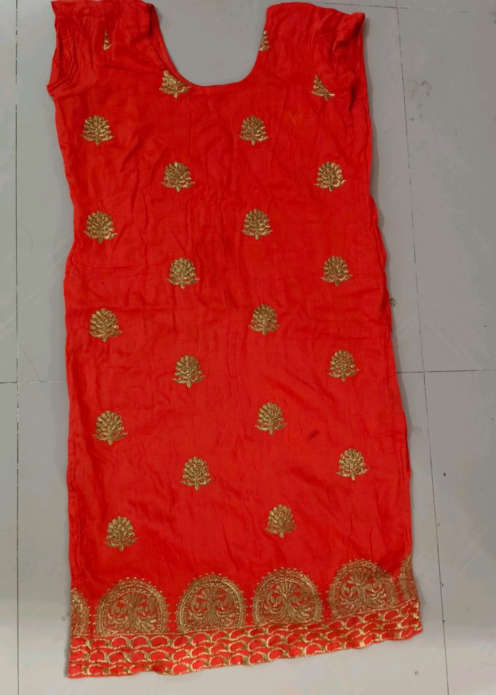 Gaajri Kurta