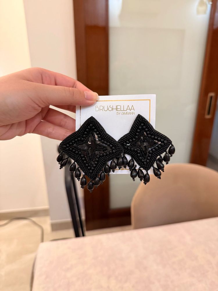 Black Beaded Earrings 🖤