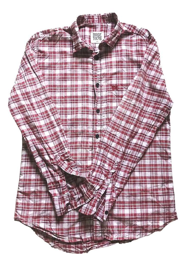 Men's Red Plaid Button-Up Shirt