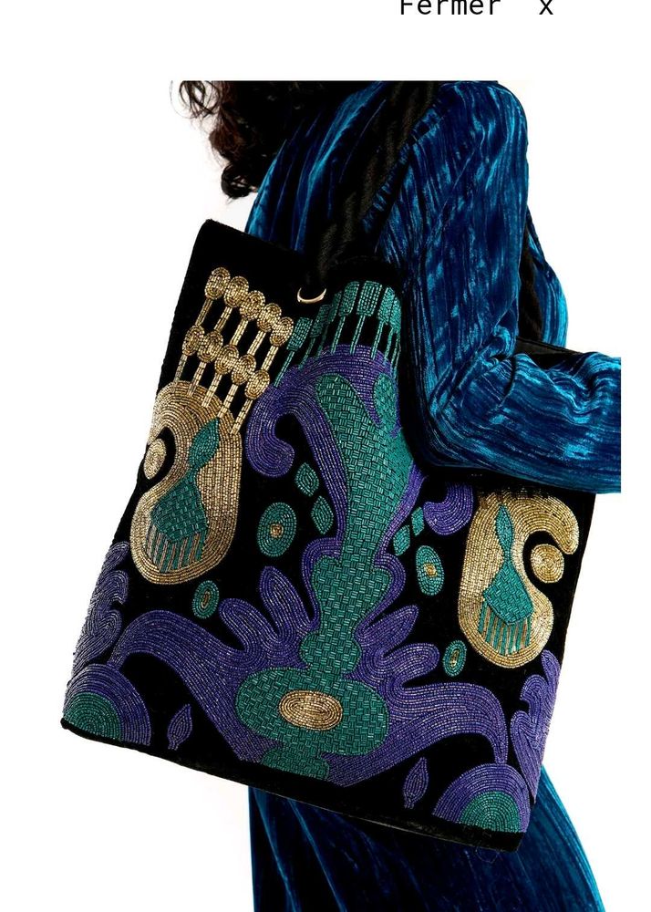 Wild Sec cabas Awake  Embellished bag