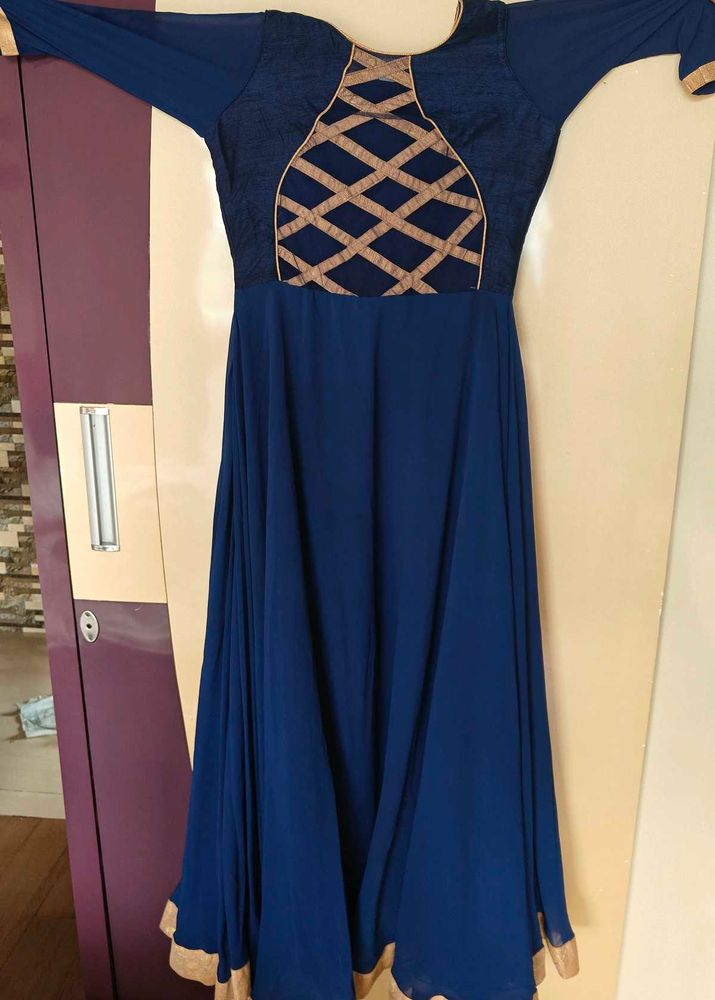 Elegant Blue Ethnic Gown