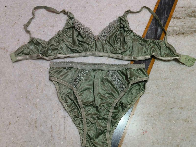 Pretty Lingerie Sets ( Colors Available)