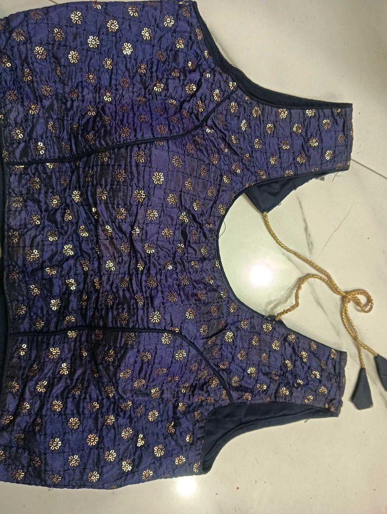 NEW Floral Embroidered Blouse