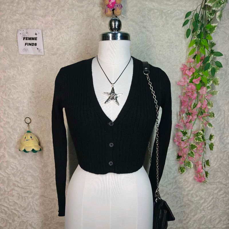 Black Ribbed Cropped Cardigan