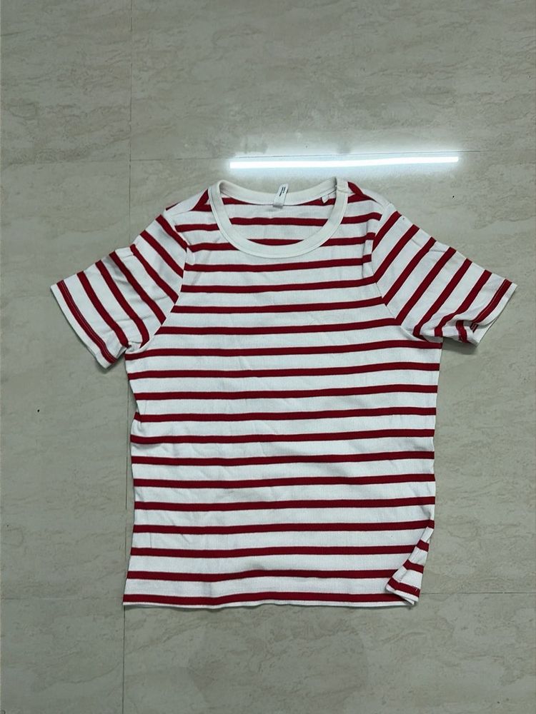 Striped Red &amp; White T-Shirt