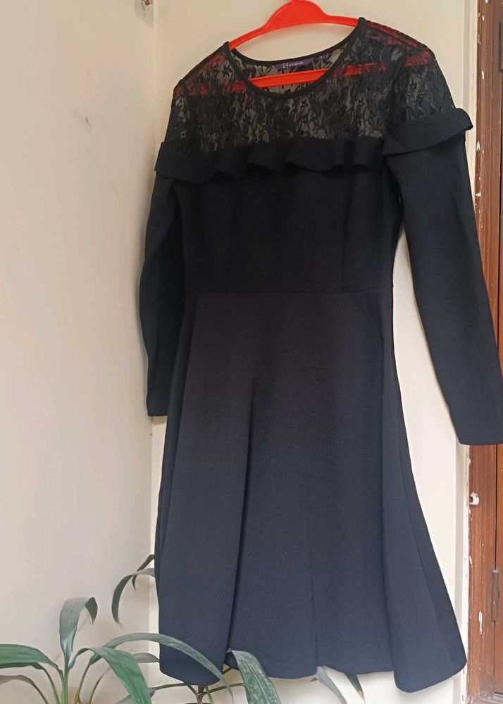 Midi Dress.. For Party
