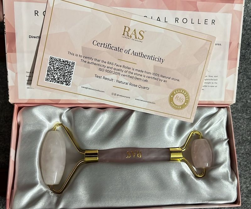 RAS Luxury Skincare Rose Quartz Facial Roller
