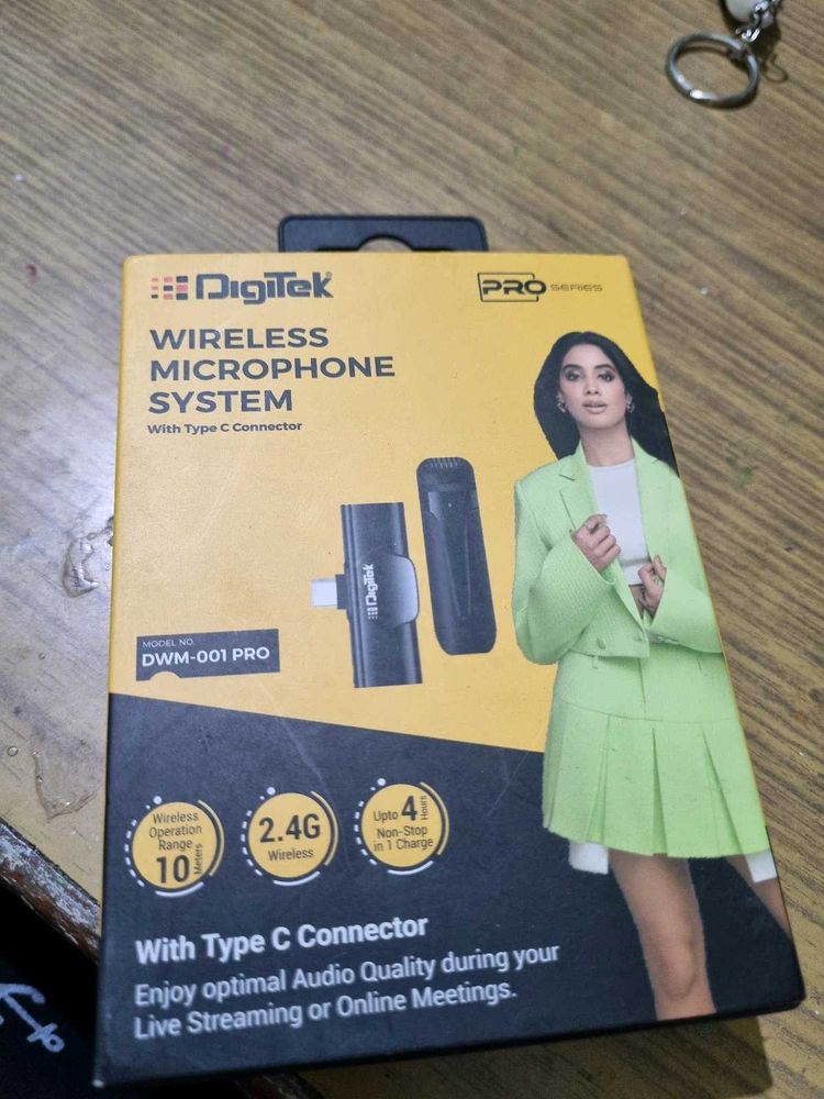 Digitek Wireless Microphone System