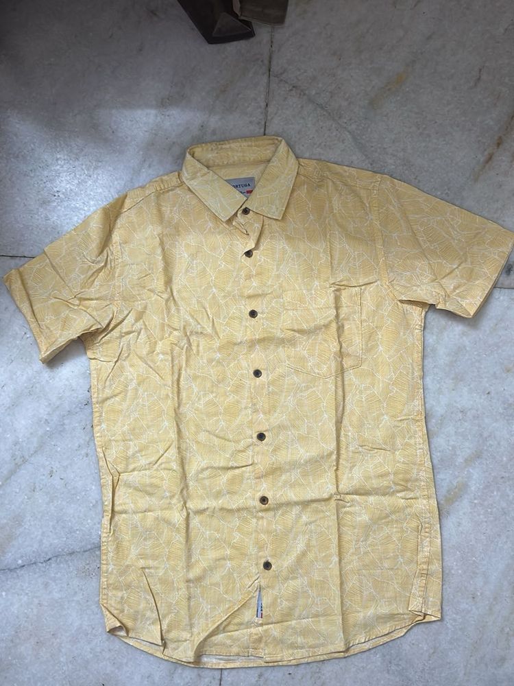 Stylish Yellow Printed Short Sleeve Shirt