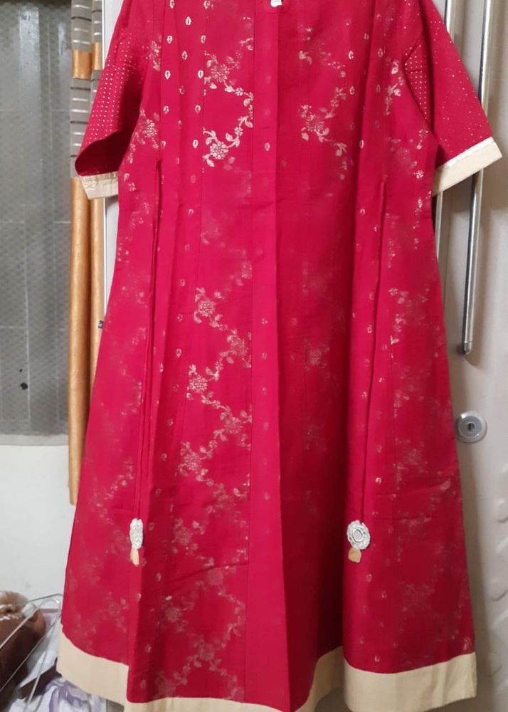Beautiful Red Kurta with Golden Print
