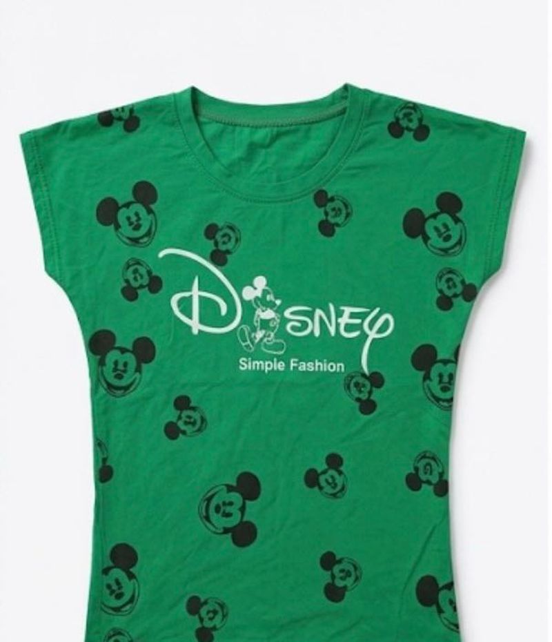 Fitted green tshirt