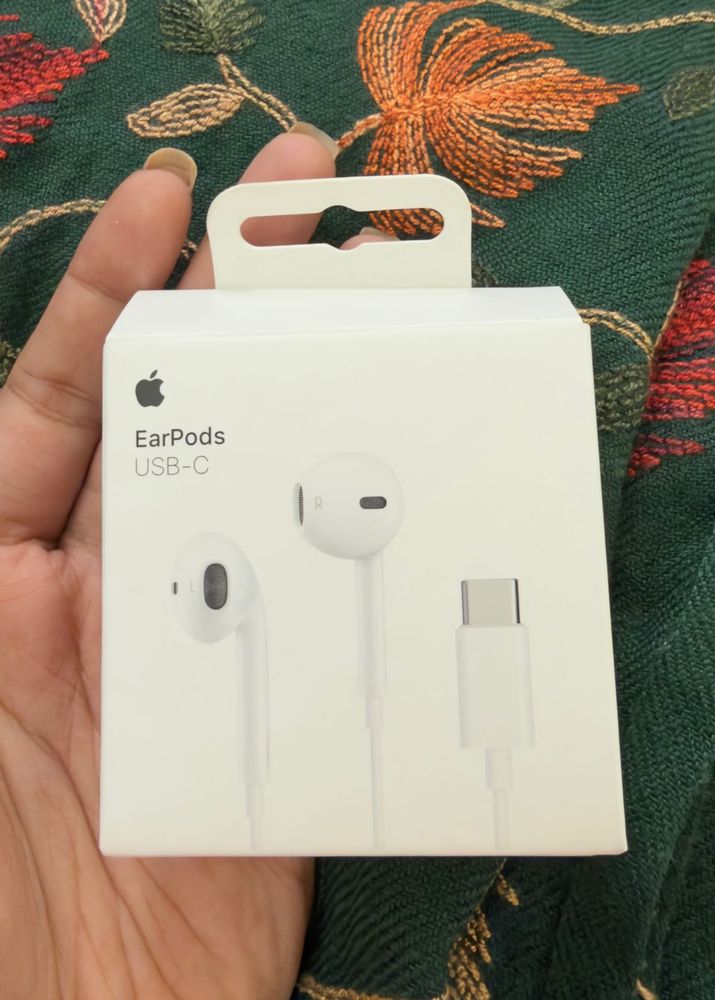 New Original Apple TYPE C earpods