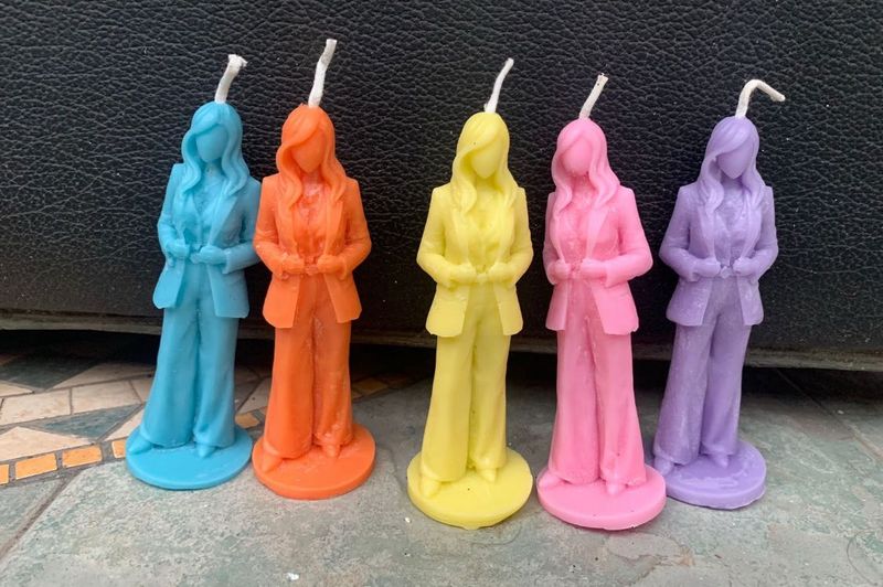 1 Fashionable Suit Candles