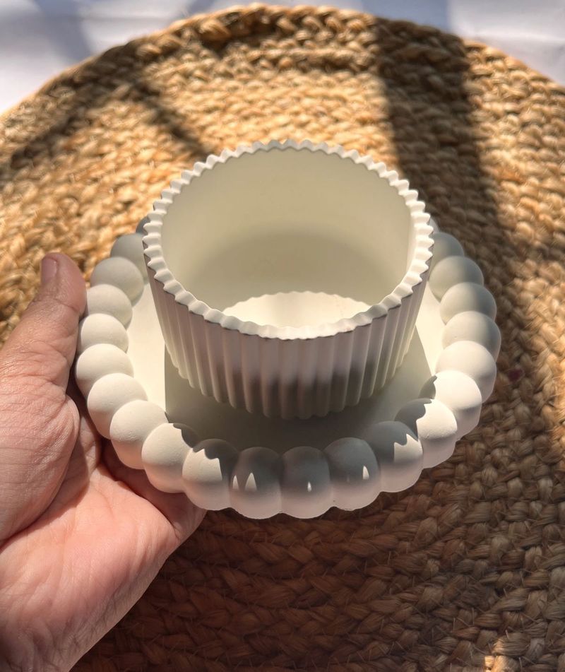 bubble trinket tray with ribbed jar