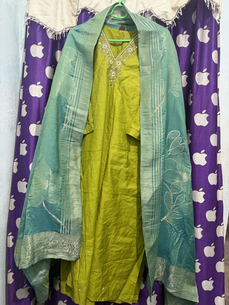 Elegant Green Kurta Set with Dupatta