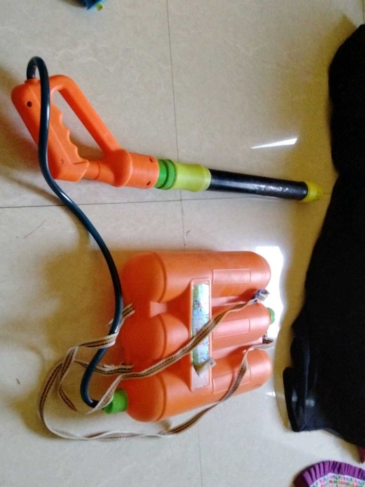 Water Gun Toy