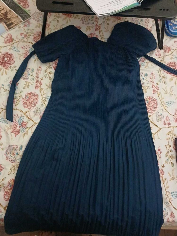 Chic Pleated Puff Sleeve Dress