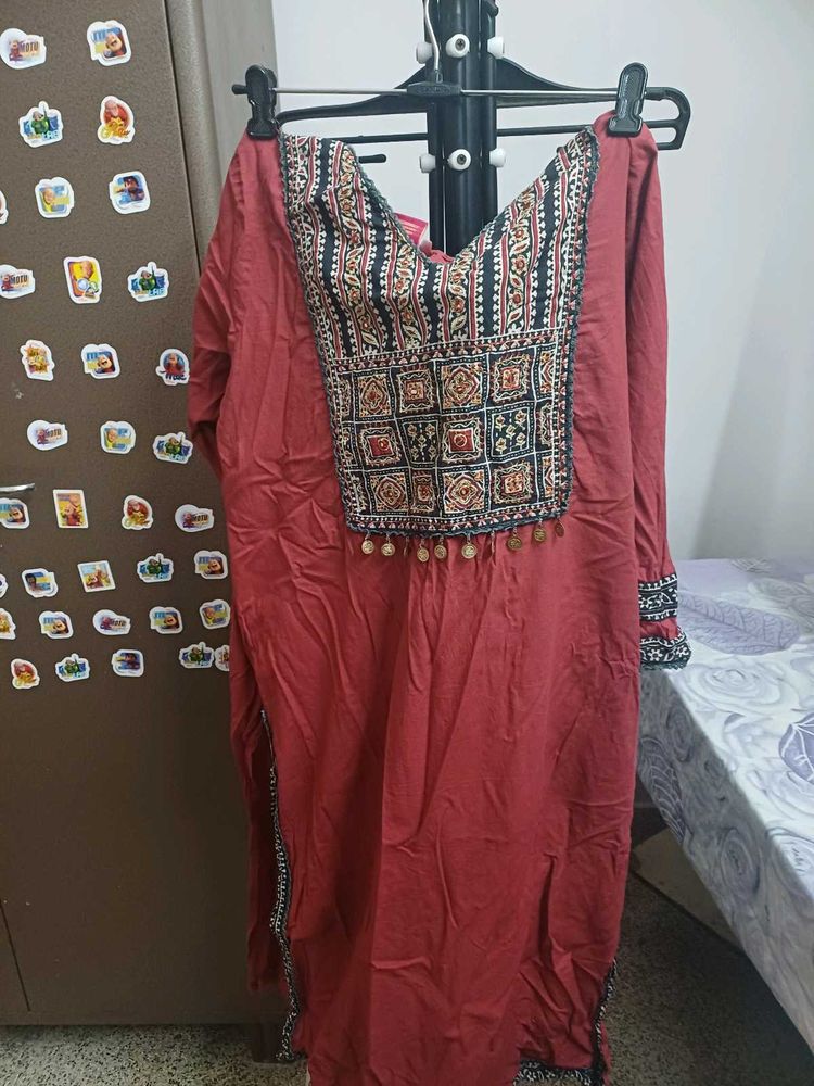 Embroidered Red Kurta