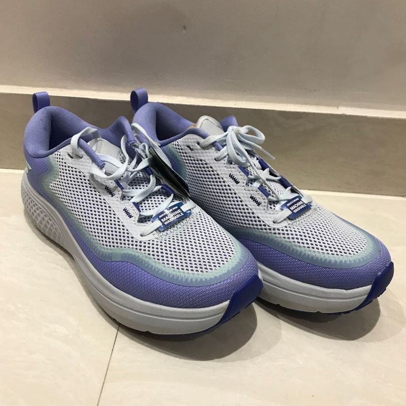 Stylish Women's Sports shoes