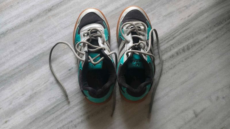 Sports Shoes