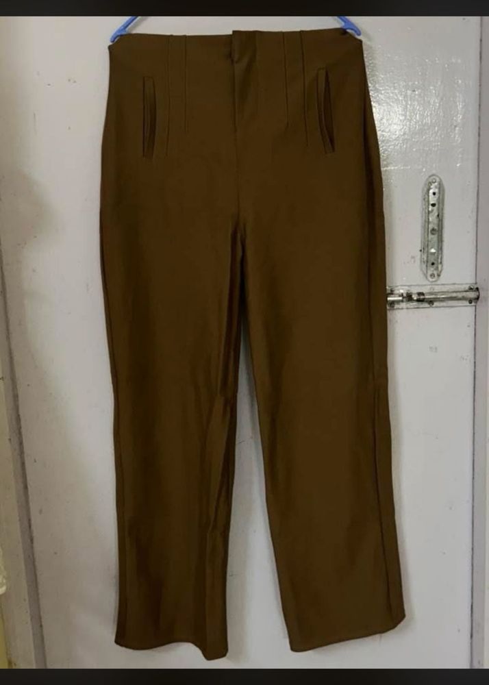 Chic Brown Wide-Leg Trousers