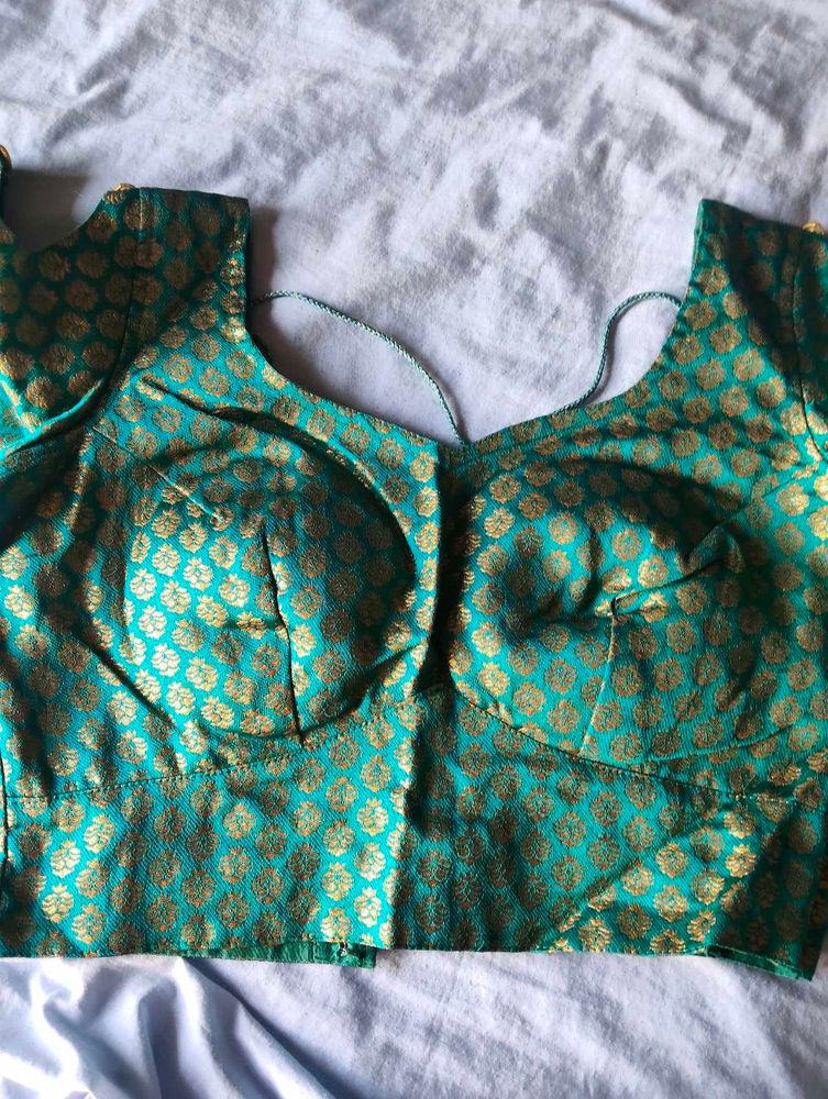Green &amp; Gold Brocade lehanga