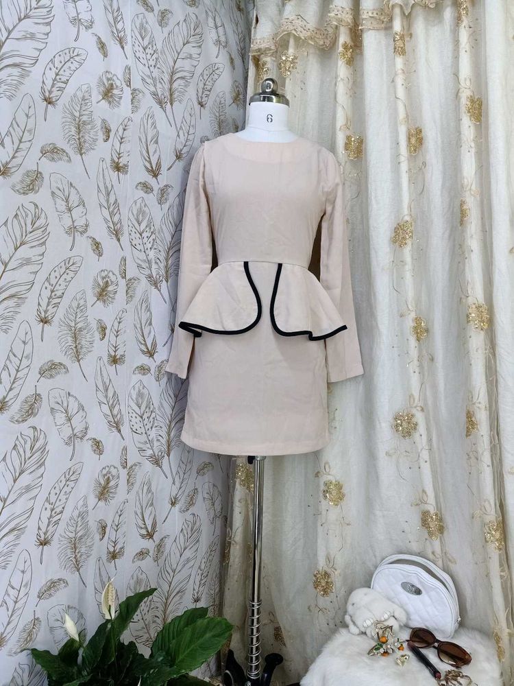 Chic Peplum Dress