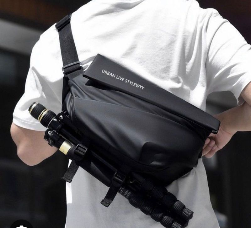 Cross body travel bag
