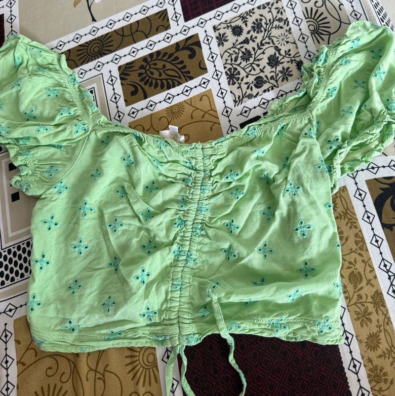 Green Floral Puff Sleeve Crop Top