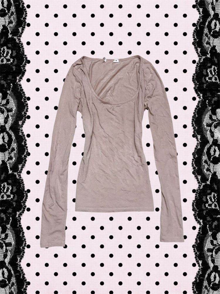 Long Sleeve Scoop Neck Top