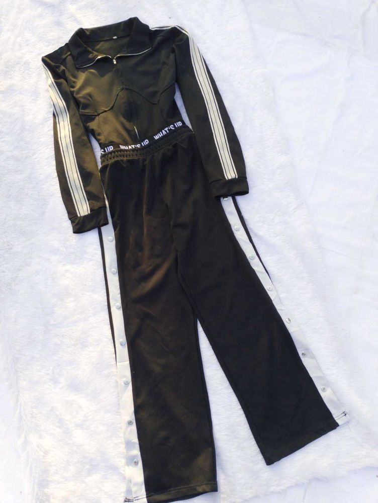 🤍Free Delivery Sporty Two-Piece Set🤍