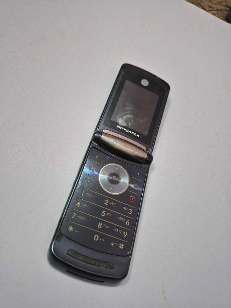 motorola razr v8