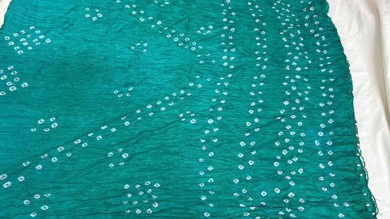Green Bandhani silk Dupatta