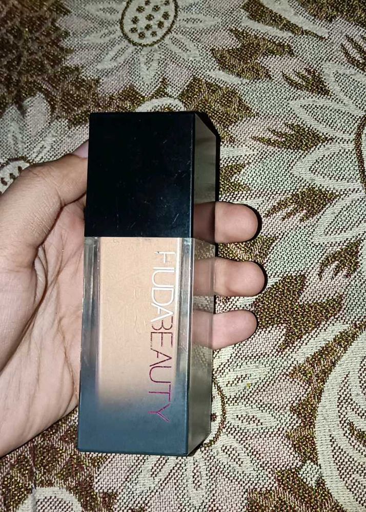 Huda Beauty Foundation