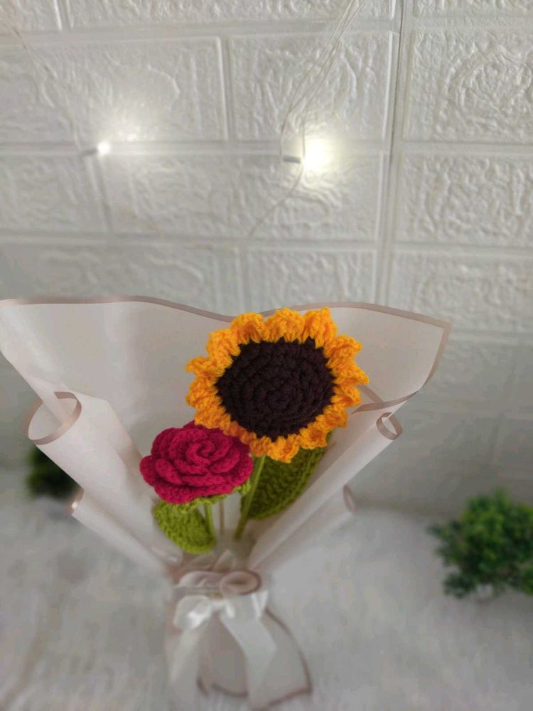 Crochet Sunflower &amp; Rose Bouquet