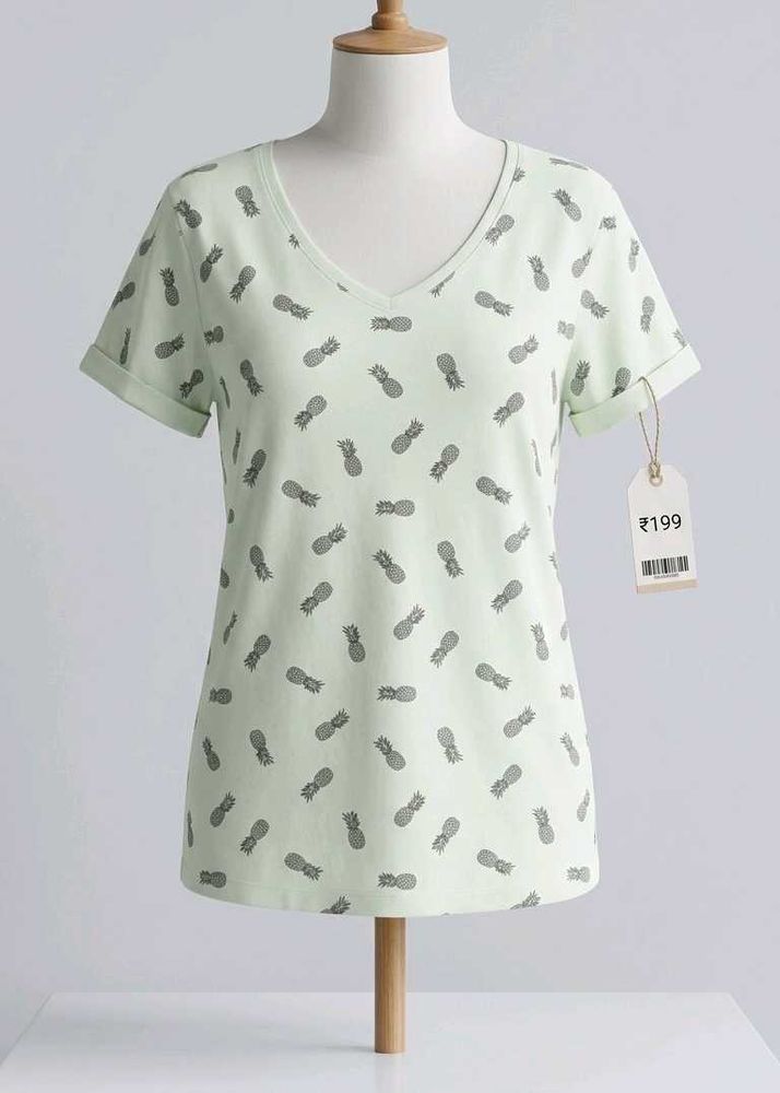 Cute Pineapple Print T-Shirt