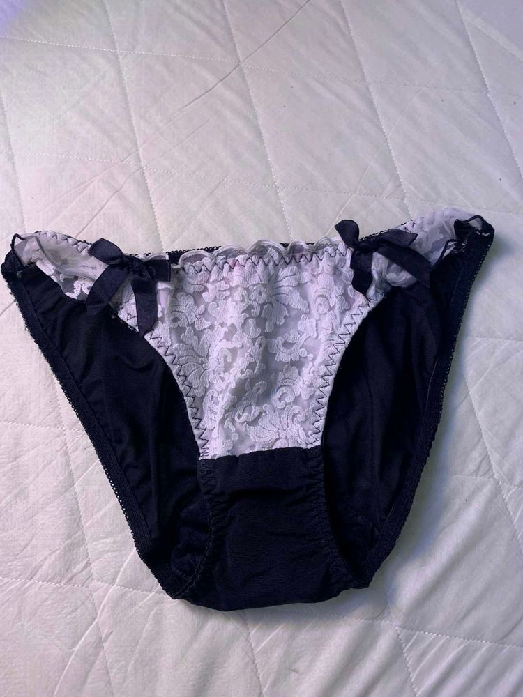 Lace Trim Briefs with Bows