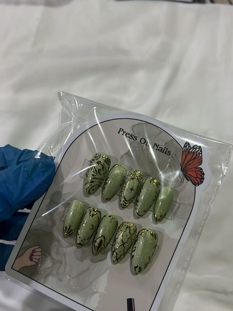 Press On Nails