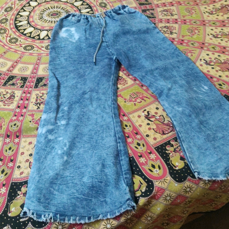 denim bell bottom trouser   size medium for girls