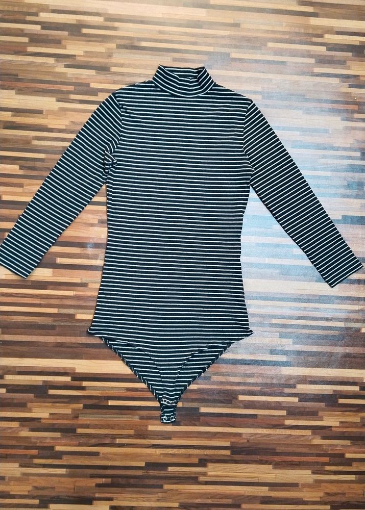 Mock Neck Slim Striped Body Suit