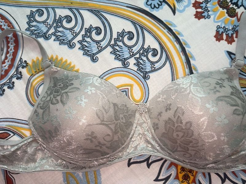 Elegant Lace Padded Bra
