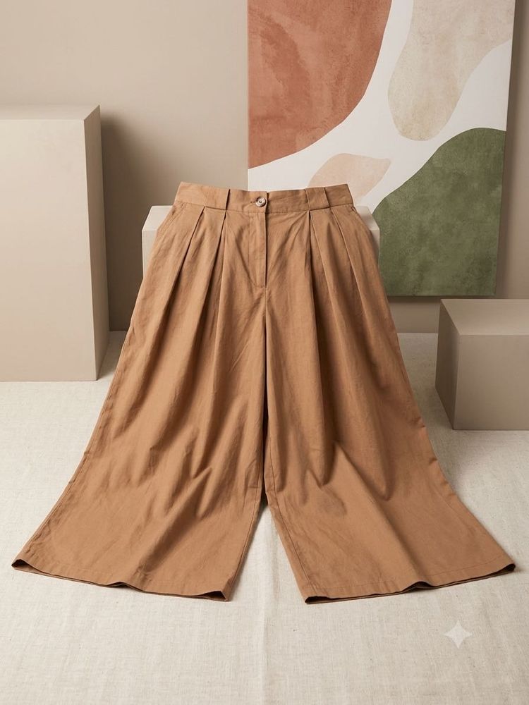 Stylish short Wide Leg Pleated Pants