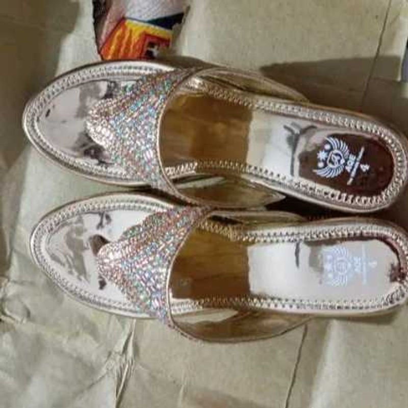 new Embellished Gold Flat Sandals